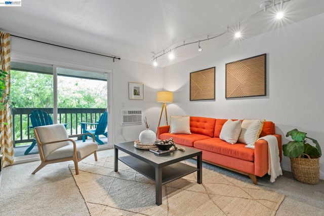 1087 Murrieta Blvd 331, Livermore, CA 94550