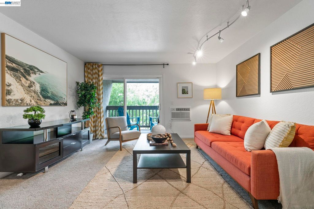 1087 Murrieta Blvd 331, Livermore, CA 94550