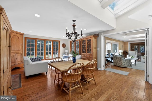 210 E OAK AVE, Moorestown, NJ 08057