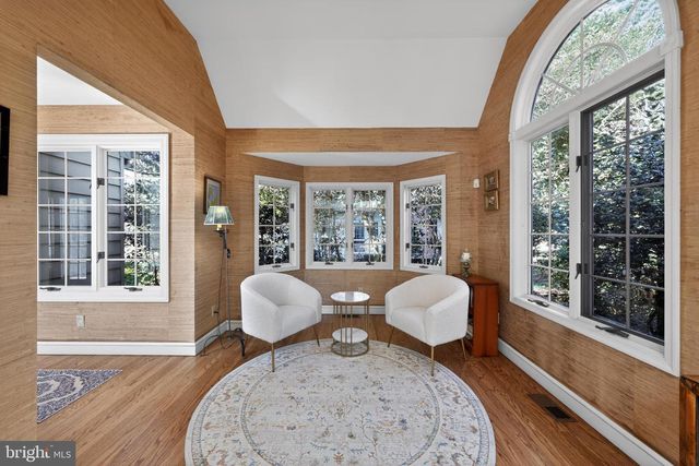 210 E OAK AVE, Moorestown, NJ 08057