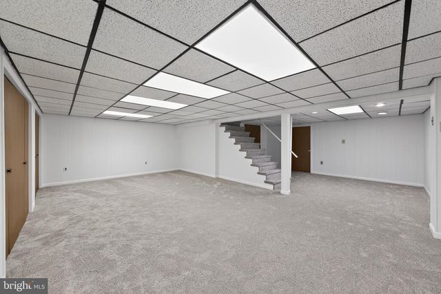 210 E OAK AVE, Moorestown, NJ 08057