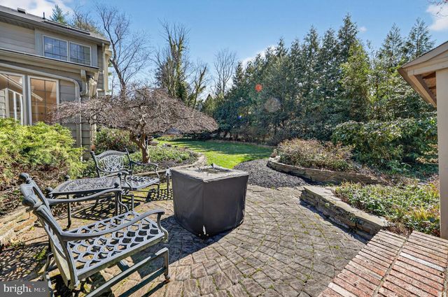 210 E OAK AVE, Moorestown, NJ 08057