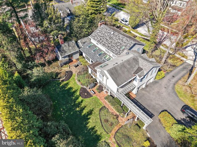 210 E OAK AVE, Moorestown, NJ 08057