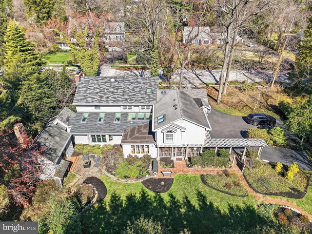 210 E OAK AVE, Moorestown, NJ 08057
