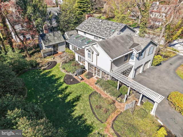 210 E OAK AVE, Moorestown, NJ 08057