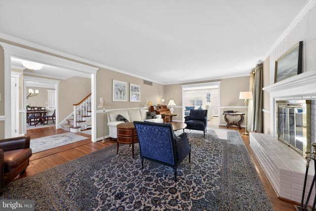 210 E OAK AVE, Moorestown, NJ 08057