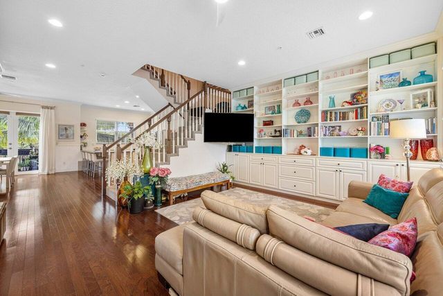236 S Latitude Circle, Delray Beach, FL 33483