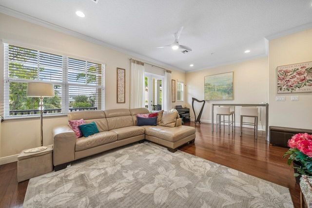 236 S Latitude Circle, Delray Beach, FL 33483