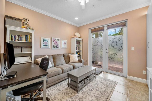 236 S Latitude Circle, Delray Beach, FL 33483