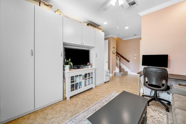 236 S Latitude Circle, Delray Beach, FL 33483