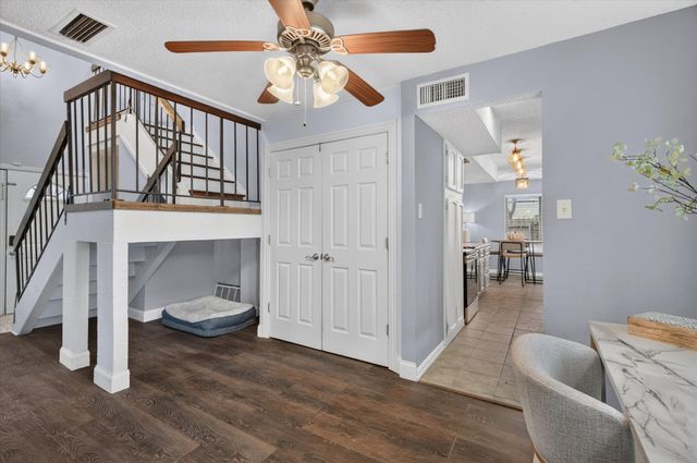 2801 Meandering Way, Bedford, TX 76021