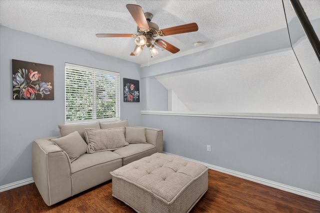 2801 Meandering Way, Bedford, TX 76021