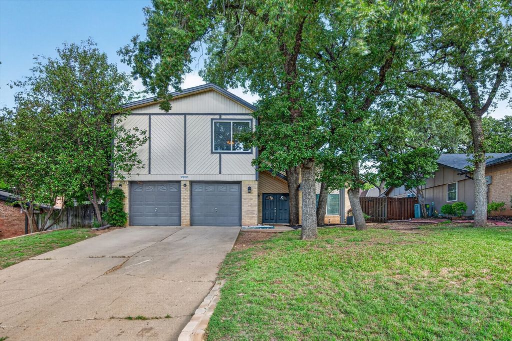 2801 Meandering Way, Bedford, TX 76021 — exterior