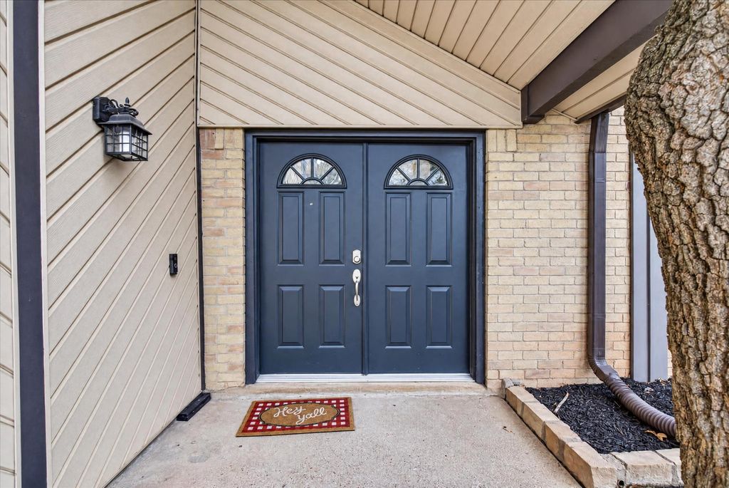 2801 Meandering Way, Bedford, TX 76021 — photo 3