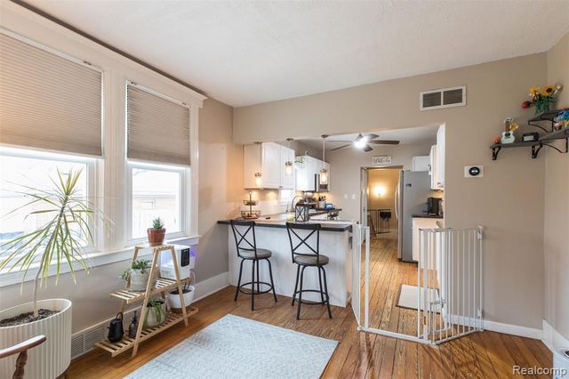 20307 Parkville Street, Livonia, MI 48152