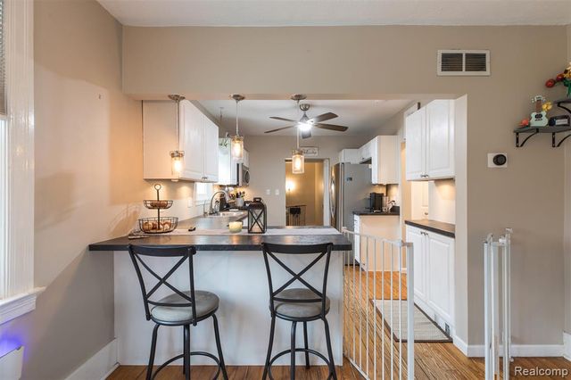 20307 Parkville Street, Livonia, MI 48152