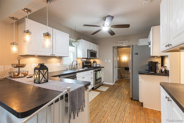 20307 Parkville Street, Livonia, MI 48152