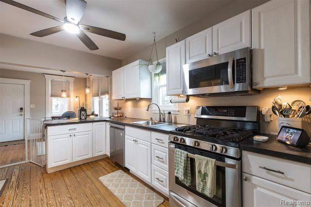 20307 Parkville Street, Livonia, MI 48152