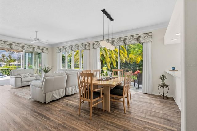 8669 54TH AVENUE CIRCLE E, Bradenton, FL 34211