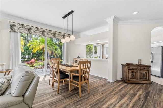 8669 54TH AVENUE CIRCLE E, Bradenton, FL 34211