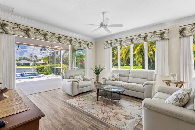 8669 54TH AVENUE CIRCLE E, Bradenton, FL 34211