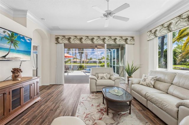 8669 54TH AVENUE CIRCLE E, Bradenton, FL 34211