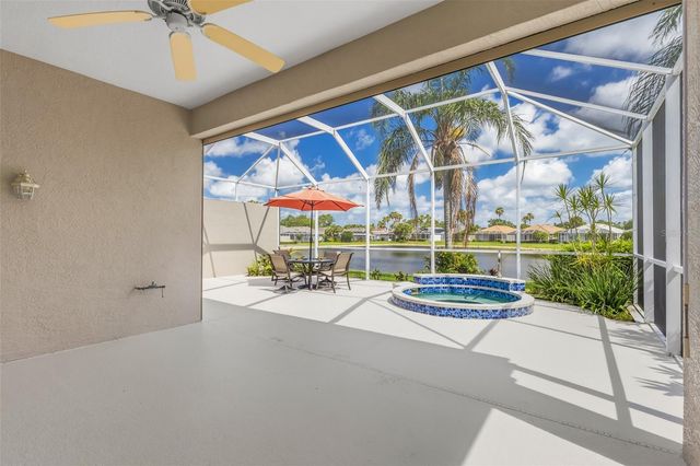 8669 54TH AVENUE CIRCLE E, Bradenton, FL 34211
