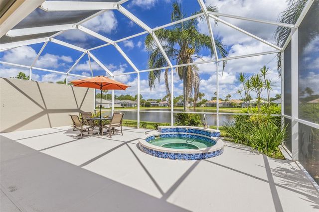 8669 54TH AVENUE CIRCLE E, Bradenton, FL 34211