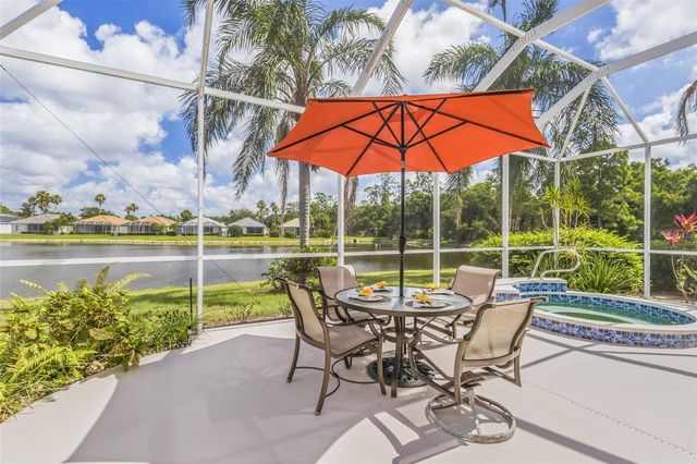 8669 54TH AVENUE CIRCLE E, Bradenton, FL 34211