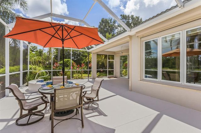 8669 54TH AVENUE CIRCLE E, Bradenton, FL 34211