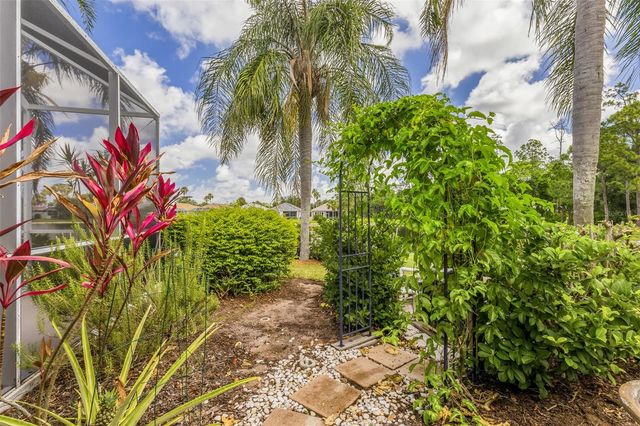8669 54TH AVENUE CIRCLE E, Bradenton, FL 34211