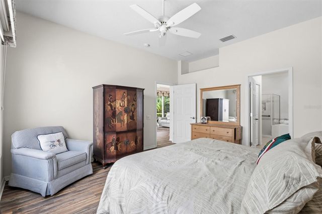 8669 54TH AVENUE CIRCLE E, Bradenton, FL 34211