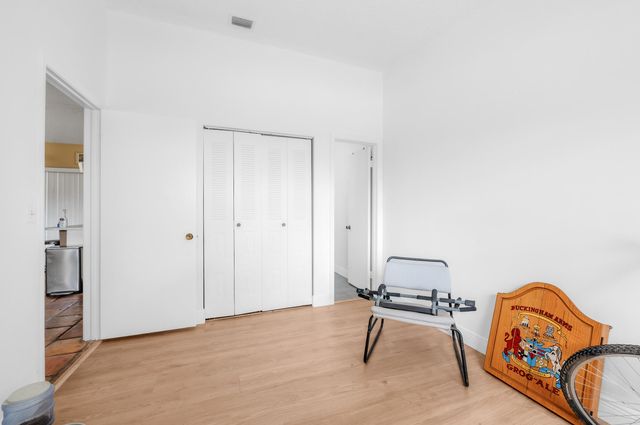 1010 NE 16th Street NE, Fort Lauderdale, FL 33304