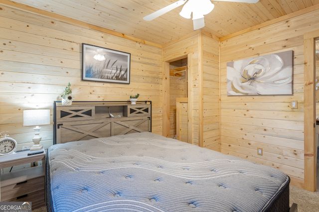 1370 &1372 Peggy Lane, Tunnel Hill, GA 30755