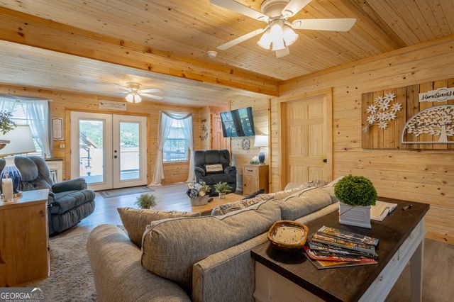 1370 &1372 Peggy Lane, Tunnel Hill, GA 30755