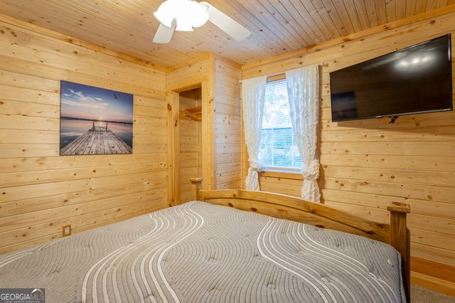 1370 &1372 Peggy Lane, Tunnel Hill, GA 30755