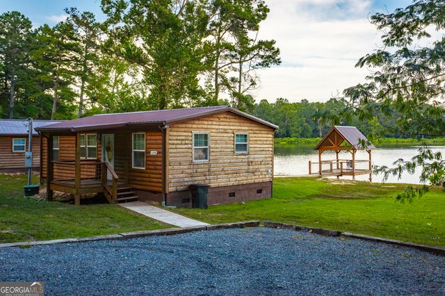 1370 &1372 Peggy Lane, Tunnel Hill, GA 30755