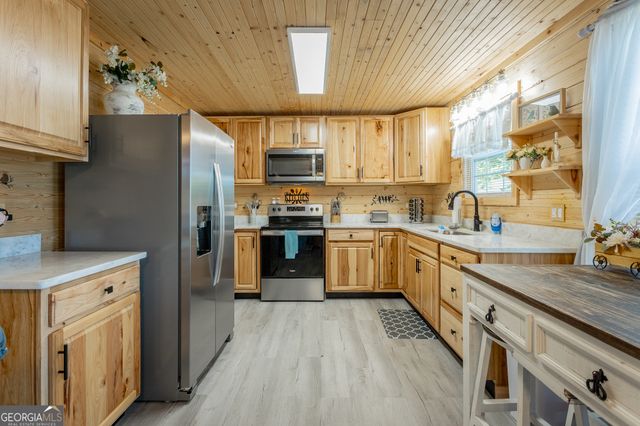 1370 &1372 Peggy Lane, Tunnel Hill, GA 30755