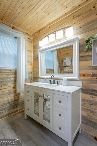 1370 &1372 Peggy Lane, Tunnel Hill, GA 30755