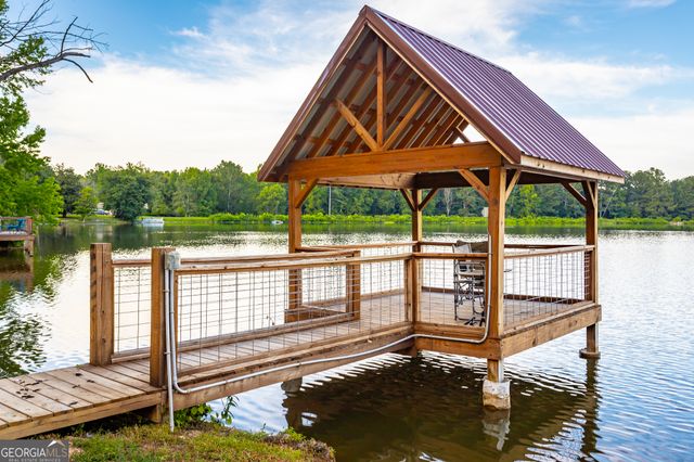 1370 &1372 Peggy Lane, Tunnel Hill, GA 30755