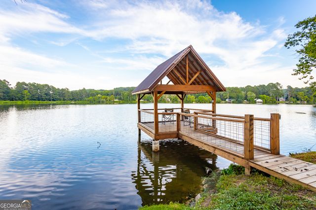 1370 &1372 Peggy Lane, Tunnel Hill, GA 30755