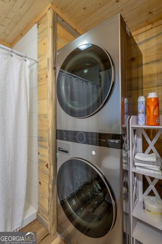 1370 &1372 Peggy Lane, Tunnel Hill, GA 30755