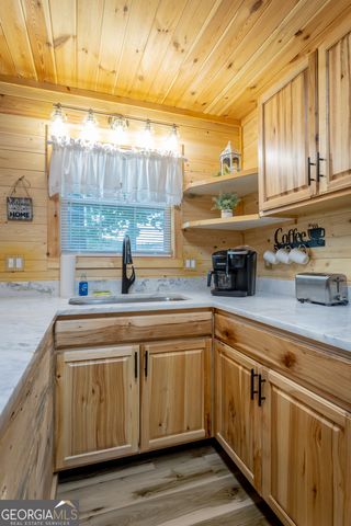 1370 &1372 Peggy Lane, Tunnel Hill, GA 30755