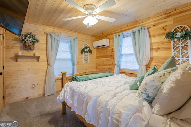 1370 &1372 Peggy Lane, Tunnel Hill, GA 30755