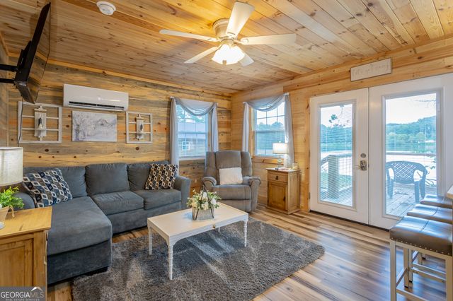 1370 &1372 Peggy Lane, Tunnel Hill, GA 30755