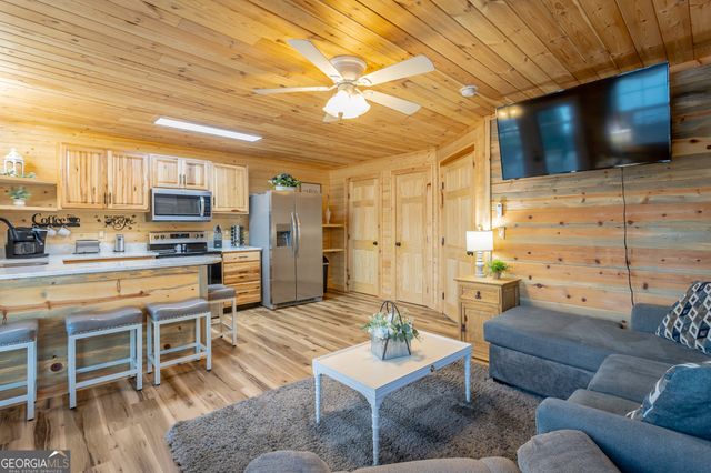 1370 &1372 Peggy Lane, Tunnel Hill, GA 30755