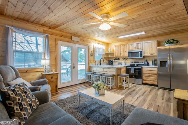 1370 &1372 Peggy Lane, Tunnel Hill, GA 30755