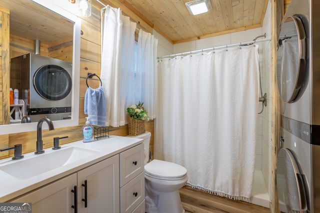 1370 &1372 Peggy Lane, Tunnel Hill, GA 30755