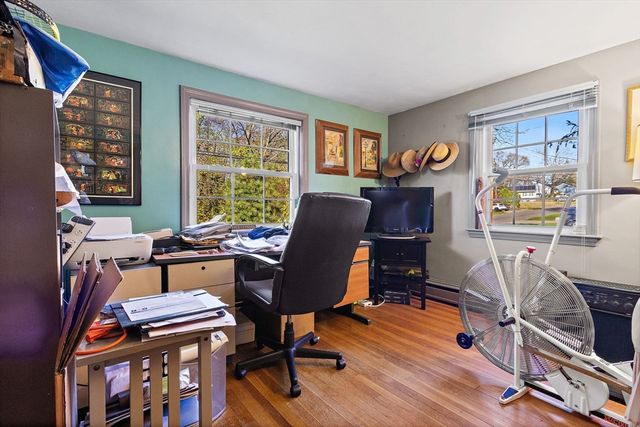 39 Hadley Rd, Framingham, MA 01701