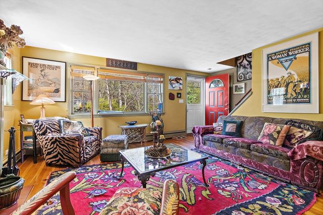 39 Hadley Rd, Framingham, MA 01701